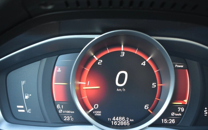 Volvo V60 cena 57900 przebieg: 162000, rok produkcji 2016 z Krzanowice małe 781